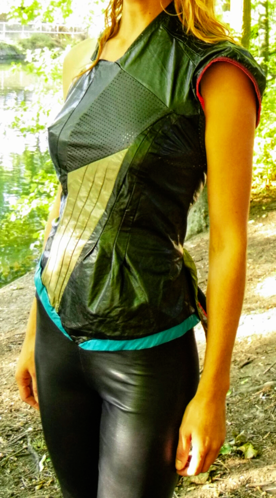 spring leather top_InPixio